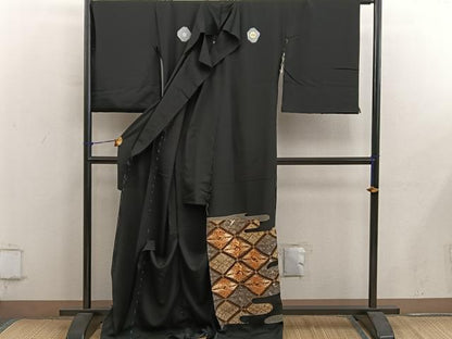 平和屋着物●豪華黒留袖　駒刺繍　双鶴　金彩　上代35万　仮絵羽　正絹　逸品　未使用　BAAY0368mz