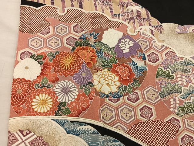 平和屋着物■豪華黒留袖　駒刺繍　亀甲菊花丸文　正絹　逸品　BAAY0384mz