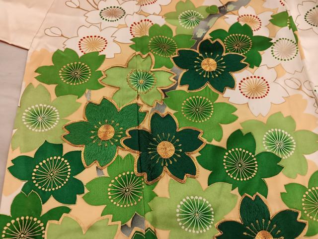 平和屋着物■豪華振袖　駒刺繍　舞桜文　正絹　逸品　BAAY0420mz