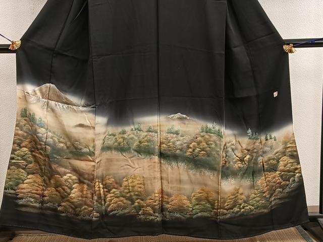 平和屋着物■豪華黒留袖　作家物　遠山樹林文　暈し染め　金銀彩　正絹　逸品　BAAY0473mz
