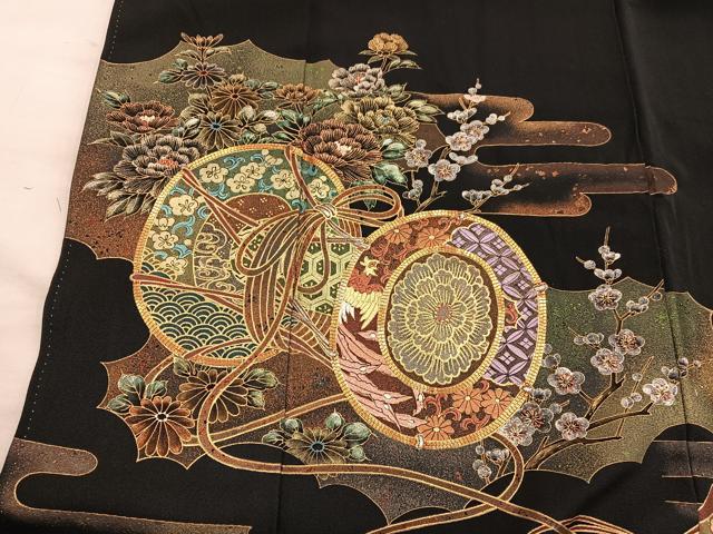 平和屋着物●越後染印傳　根津青宗　黒留袖　駒刺繍　鼓花文　金彩　正絹　逸品　BAAY0476mz