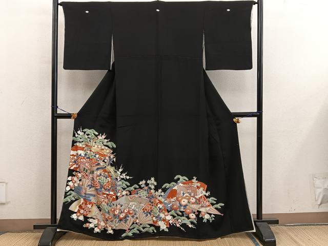 平和屋着物■豪華黒留袖　駒刺繍　御所車花鳥文　正絹　逸品　BAAY0481mz
