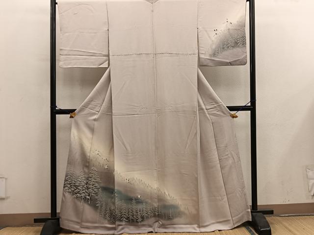 平和屋着物■訪問着　飛鶴樹林文　暈し染め　正絹　逸品　BAAY0499mz