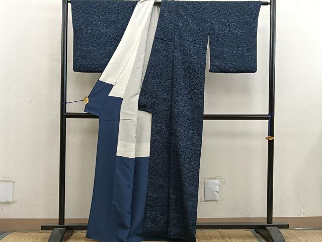 平和屋着物■上質な小紋　藍　型染め　流水花文　正絹　逸品　BAAY0543mz
