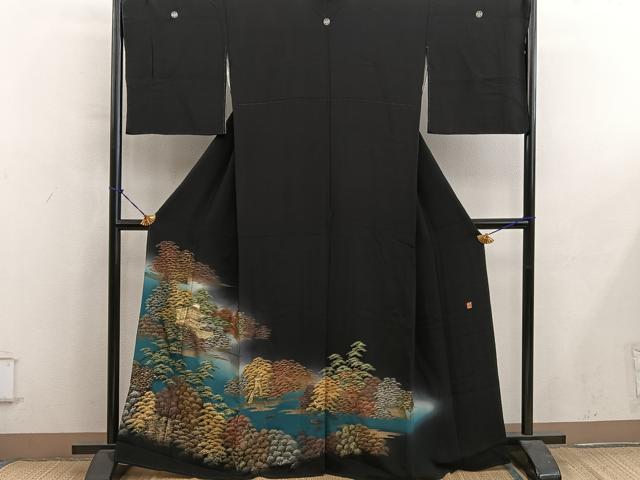 平和屋着物■豪華黒留袖　作家物　樹林風景文　暈し染め　金彩　正絹　逸品　BAAY0588mz
