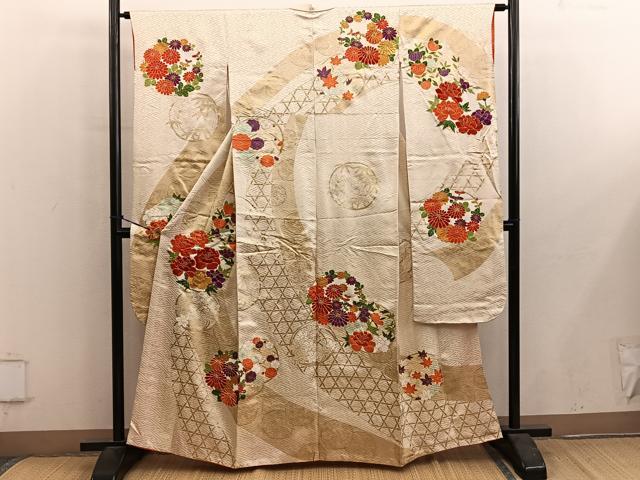 平和屋着物■豪華振袖　駒刺繍　牡丹花文　金彩　正絹　逸品　BAAY0592mz
