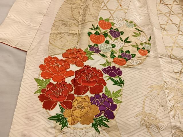 平和屋着物■豪華振袖　駒刺繍　牡丹花文　金彩　正絹　逸品　BAAY0592mz