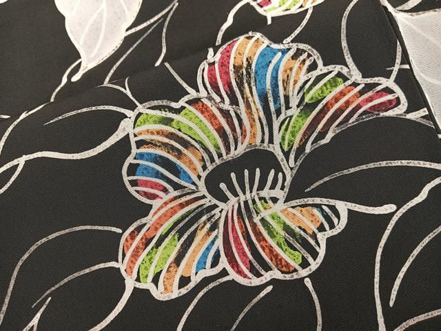平和屋着物■上質な小紋　草花文　ろうけつ染め　黒地　正絹　逸品　BAAY0647mz