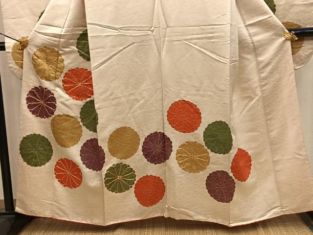 平和屋着物■豪華振袖　駒刺繍　菊花文　金彩　大丸扱い　正絹　逸品　BAAY0676mz
