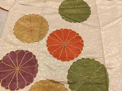 平和屋着物■豪華振袖　駒刺繍　菊花文　金彩　大丸扱い　正絹　逸品　BAAY0676mz