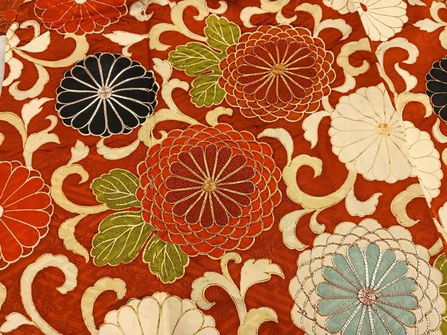 平和屋着物■豪華振袖　駒刺繍　菊唐草文　金彩　正絹　逸品　BAAY0688mz