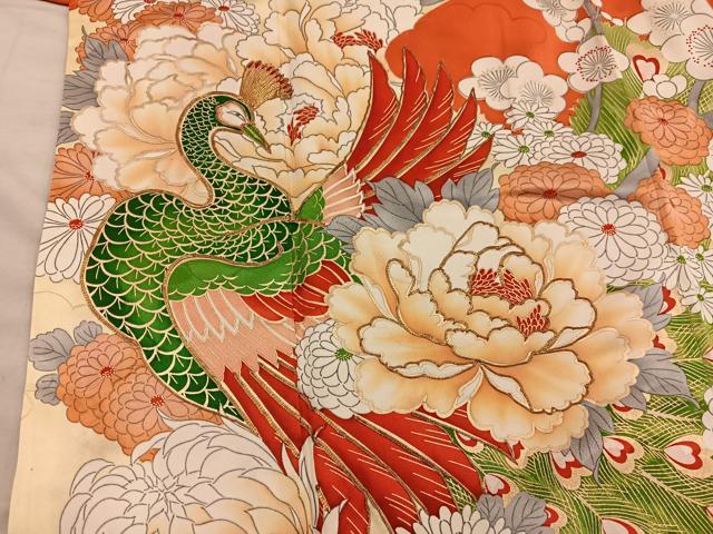 平和屋着物■豪華振袖　駒刺繍　孔雀牡丹花文　金彩　正絹　逸品　BAAY0713mz