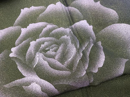 平和屋着物●豪華振袖　舞蝶文　薔薇　金通し地　正絹　逸品　BAAY0731mz