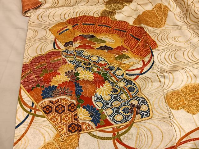 平和屋着物■豪華振袖　駒刺繍　檜扇菊花文　金彩　正絹　逸品　BAAY0793mz
