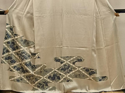 平和屋着物■訪問着　駒刺繍　菱菊花文　銀彩　大丸扱い　正絹　逸品　BAAY0823mz