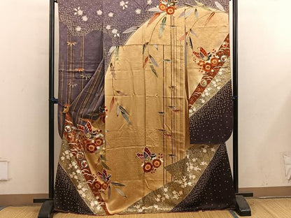 平和屋着物●豪華振袖　駒刺繍　舞蝶花文　金彩　高島屋扱い　正絹　逸品　BAAY0838mz