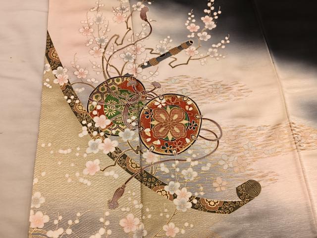 平和屋着物●訪問着　鼓花文　暈し染め　黒地　金彩　正絹　逸品　BAAY0842mz