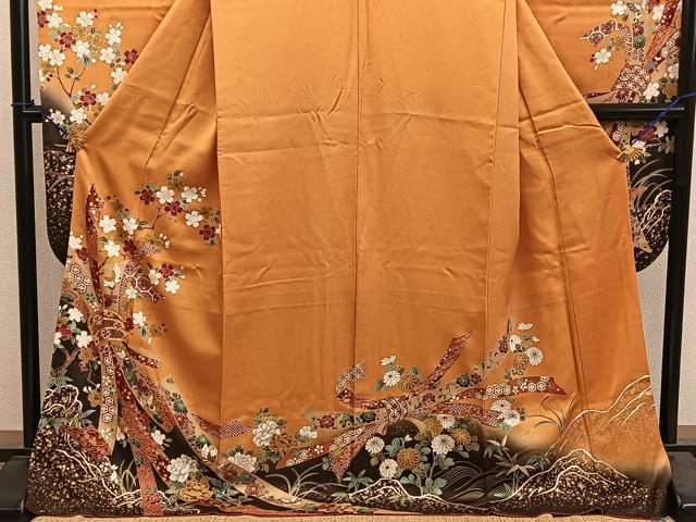平和屋着物■豪華振袖　駒刺繍　束ね熨斗舞蝶花文　金彩　正絹　逸品　BAAY0852mz