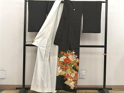 平和屋着物■豪華黒留袖　駒刺繍　陶器花文　金彩　正絹　逸品　BAAY0854mz