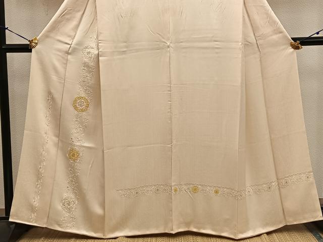 平和屋着物●訪問着　総刺繍　スワトウ刺繍　草花文　正絹　逸品　BAAY1022mz