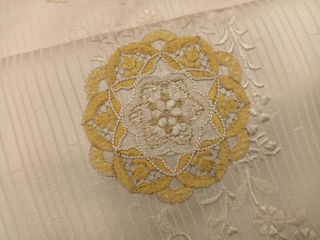 平和屋着物●訪問着　総刺繍　スワトウ刺繍　草花文　正絹　逸品　BAAY1022mz