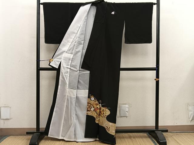 平和屋着物■豪華黒留袖　刺繍　籬菊花文　金糸　正絹　逸品　未使用　BAAY1107mz