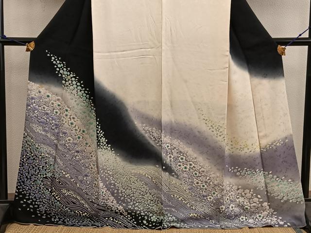 平和屋着物●訪問着　舞桜文　暈し染め　黒地　正絹　逸品　BAAY1170mz