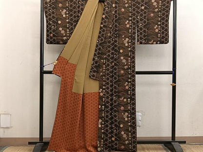平和屋着物■上質な小紋　舞蝶花文　正絹　逸品　BAAY1237mz