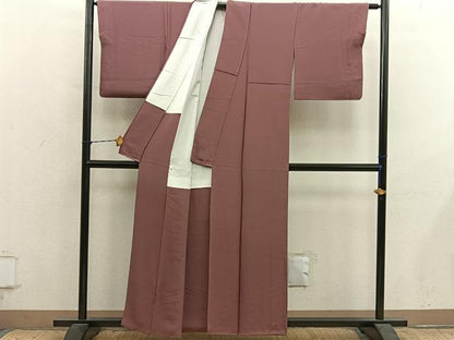 平和屋着物■上質な色無地　紅檜皮色　正絹　逸品　BAAY1426mz