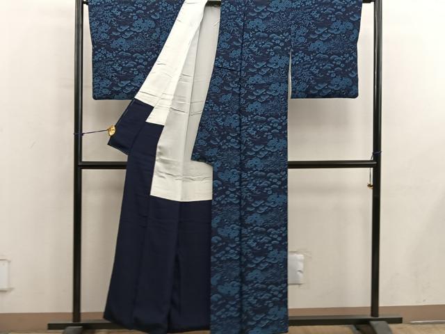 平和屋着物●上質な小紋　藍　型染め　菊花文　正絹　逸品　BAAY1434mz