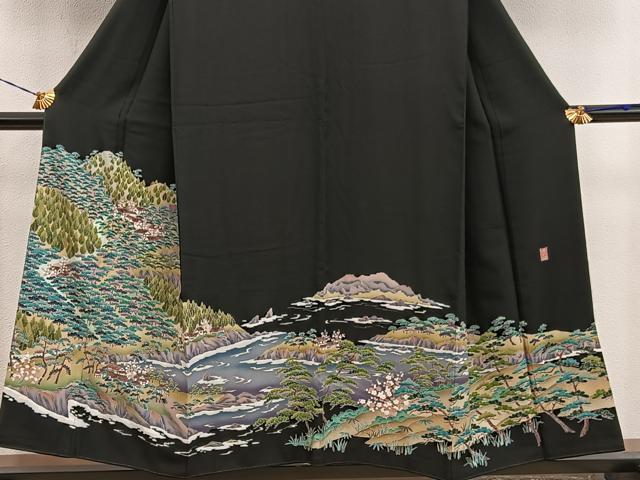 平和屋着物●豪華黒留袖　友禅　作家物　樹林風景文　正絹　逸品　BAAY1500mz