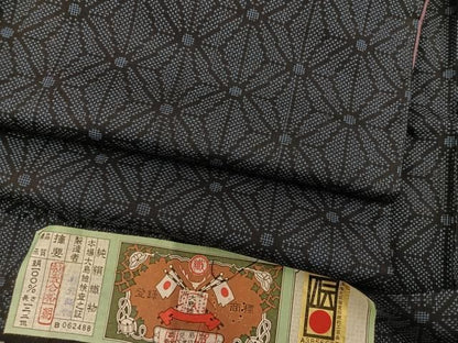 平和屋着物■本場大島紬　7マルキ　麻の葉文様　証紙付き　正絹　逸品　BAAY1864mz