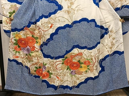 平和屋着物■豪華振袖　駒刺繍　絞り　文箱花文　金彩　正絹　逸品　BAAY2023mz