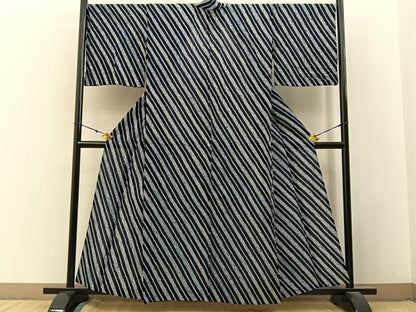 平和屋着物∴夏物　浴衣　有松鳴海絞り　斜線文　綿　逸品　BAAY3006hj