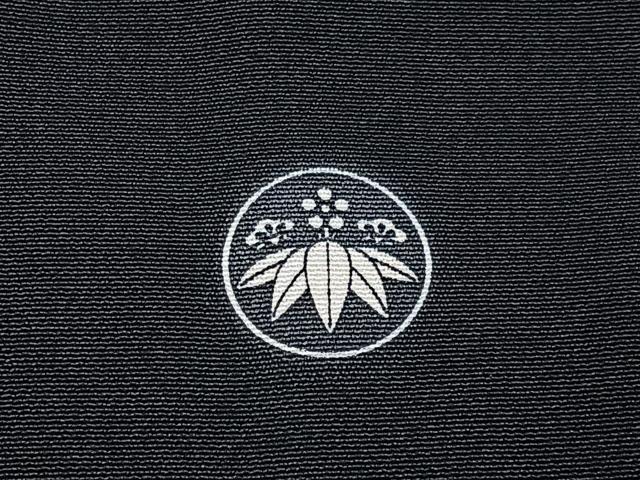 平和屋着物■豪華黒留袖　駒刺繍　地紙熨斗花文　暈し染め　金彩　正絹　逸品　BAAY3023hj