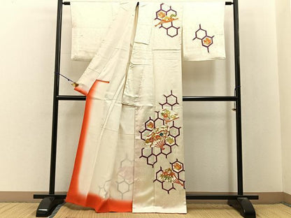 平和屋着物■訪問着　駒刺繍　扇面花蝶文　金彩　正絹　逸品　BAAY3036hj