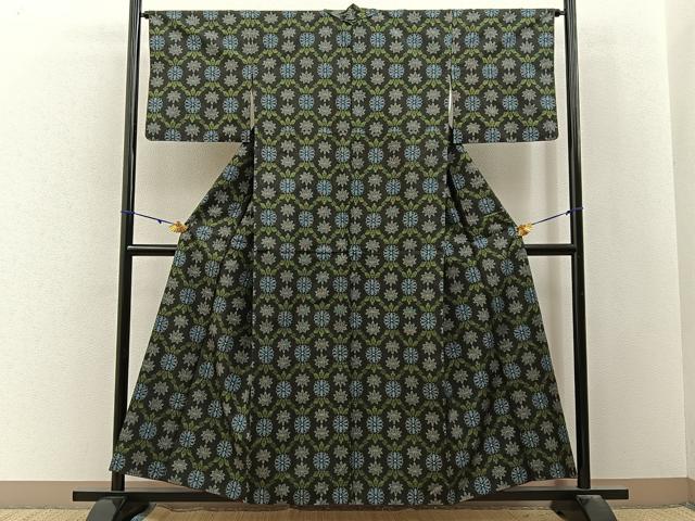 平和屋着物■本場村山大島紬　草花文　正絹　逸品　BAAY3045hj