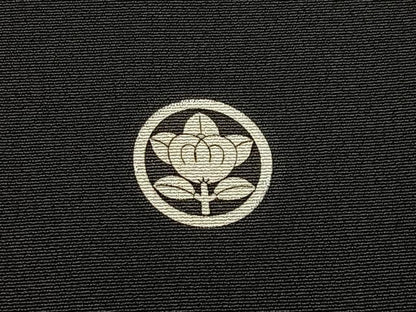 平和屋着物■豪華黒留袖　駒刺繍　松竹梅飛鶴文　金銀彩　正絹　逸品　BAAY3079hj