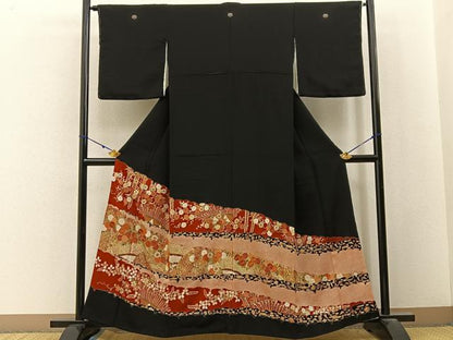 平和屋着物■豪華黒留袖　駒刺繍　宝尽くし草花文　金彩　正絹　逸品　未使用　BAAY3105hj