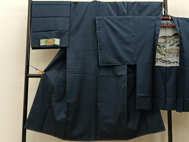 平和屋着物■男性　本場大島紬　アンサンブル　格子　羽裏：富士　証紙付き　正絹　逸品　未使用　BAAY3150hj