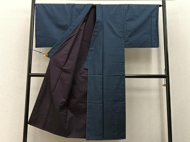 平和屋着物■男性　本場大島紬　アンサンブル　格子　羽裏：富士　証紙付き　正絹　逸品　未使用　BAAY3150hj