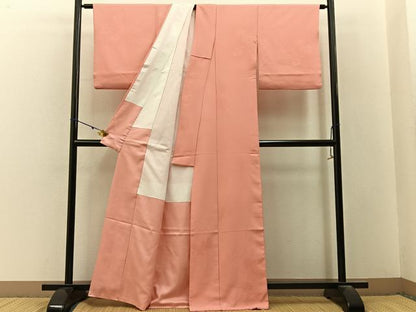 平和屋着物■色無地　花絵皿地紋　珊瑚色　洗える着物　BAAY3156hj