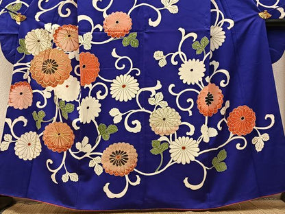 平和屋着物■豪華振袖　駒刺繍　菊唐草文　金彩　正絹　逸品　BAAY3202hj
