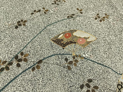 平和屋着物■訪問着　駒刺繍　扇面草花文　たたき染め　黒地　金彩　正絹　逸品　BAAY3305hj