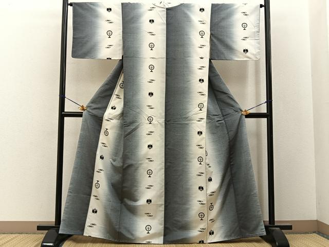 平和屋着物■上質な紬　器物文　正絹　逸品　未使用　BAAY3307hj