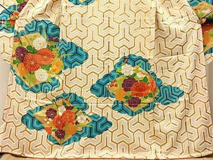 平和屋着物■豪華振袖　駒刺繍　松皮菱花文　金彩　正絹　逸品　BAAY3340hj