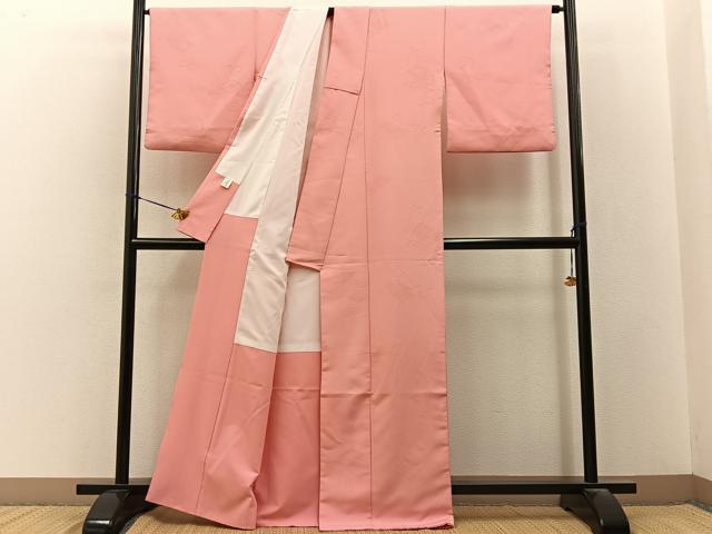 平和屋着物■色無地　菱吉祥地紋　珊瑚色　洗える着物　BAAY3415hj