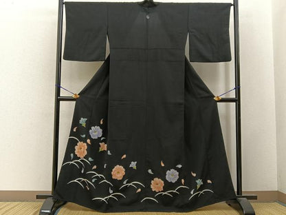 平和屋着物■訪問着　胴抜き仕立て　舞花文　黒地　金彩　鬼しぼ縮緬　洗える着物　BAAY3426hj