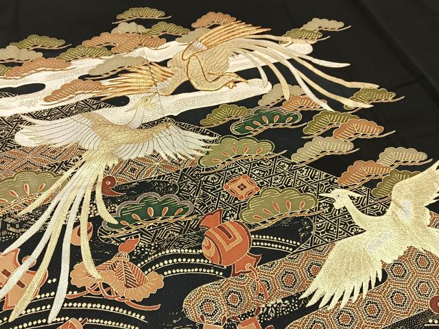 平和屋着物■豪華黒留袖　駒刺繍　鳳凰宝尽くし浜松文　金彩　正絹　逸品　BAAY3483hj