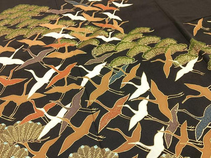 平和屋着物■豪華黒留袖　飛鶴松文　金彩　ロング丈　正絹　逸品　BAAY3521hj
